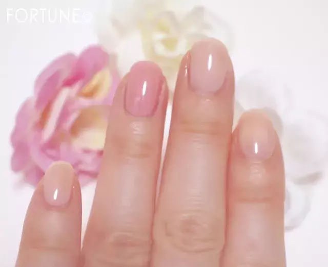プチプラで高発色 ピンクのマニキュアを探すならネイルホリックで ローリエプレス