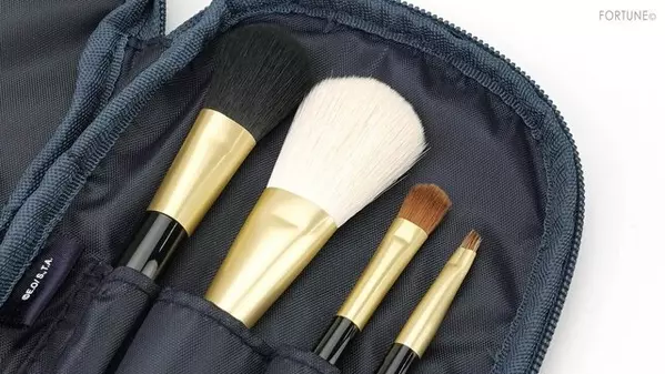 シュウ ウエムラ ワンピース 第2弾 ハイライトパウダーや大人気メイクツールなどをご紹介 ローリエプレス