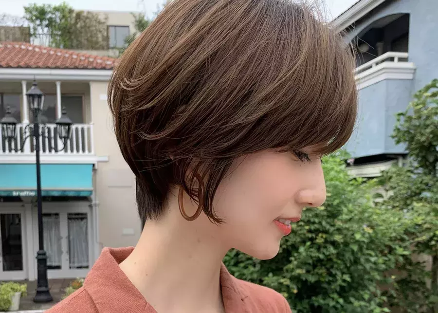 似合わないって決めつけてない 失敗しらずの 丸みショート なら小顔見えも叶う ローリエプレス