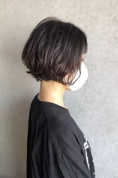 美容室帰りのスタイル続く ショートヘア向け ゆるふわパーマスタイル カタログ ローリエプレス