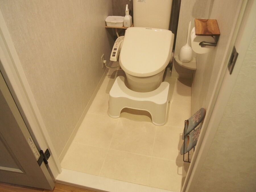 狭いトイレが広く見える＆掃除しやすくなる!? 床に「置かなくていい」アイテム4つの1枚目の画像