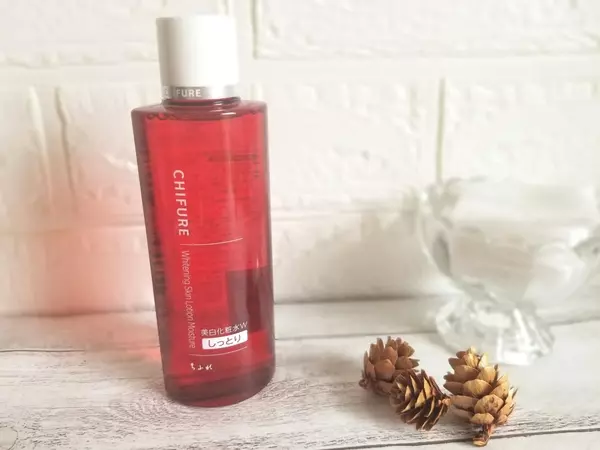 ぽつぽつ毛穴が気になる すっぴん肌に自信が持てる マニア愛用化粧水 3つ ローリエプレス