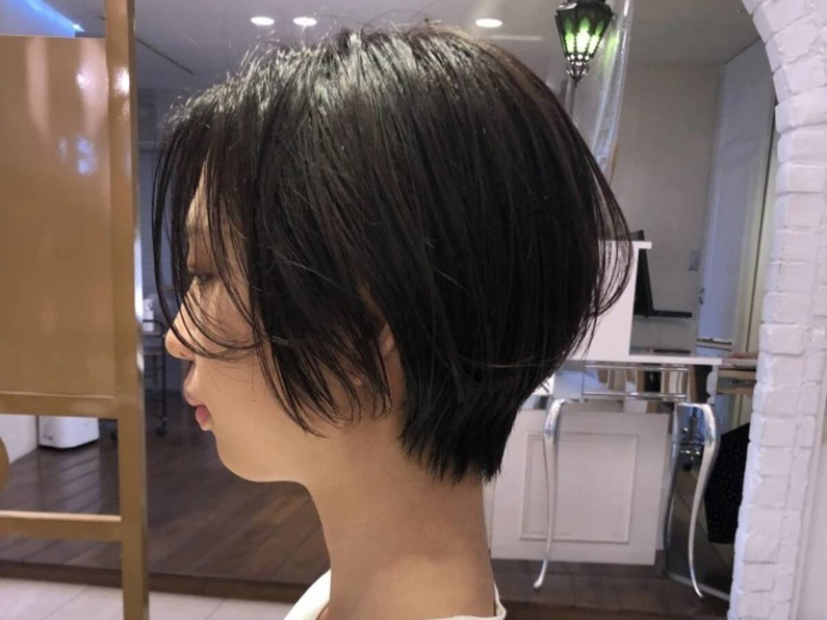 クセづいた分け目 膨らむ襟足 ショートヘアのお悩みを一気に解決するオーダー方法 ローリエプレス