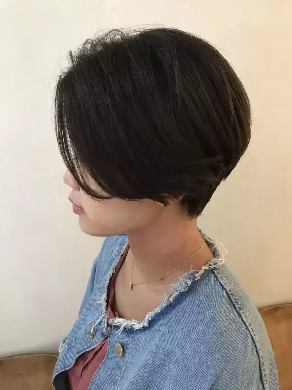 ぴったりの長め前髪が見つかる 大人のおしゃれな 流し前髪 ショート3選 ローリエプレス