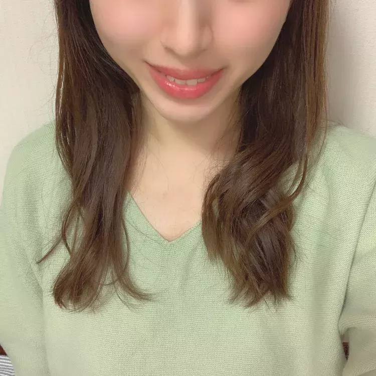 気になるほうれい線改善 予防 簡単小顔体操の方法 ローリエプレス