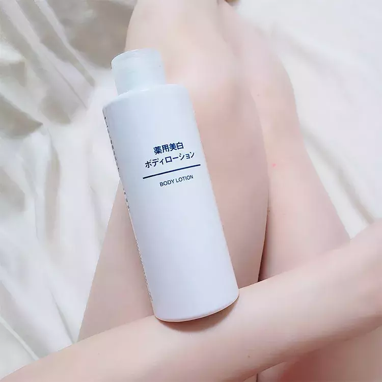 夏前の今から始めよう ボディの透明感ケアとおすすめアイテム3選 ローリエプレス 夏前の今から始めよう ボディの透明感ケアとおすすめアイテム3選 ローリエプレス