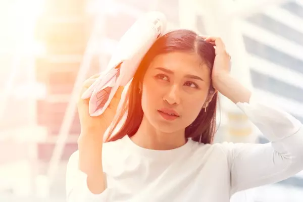 紫外線アレルギーの対策とは 我慢できないかゆみや赤みを予防する ローリエプレス