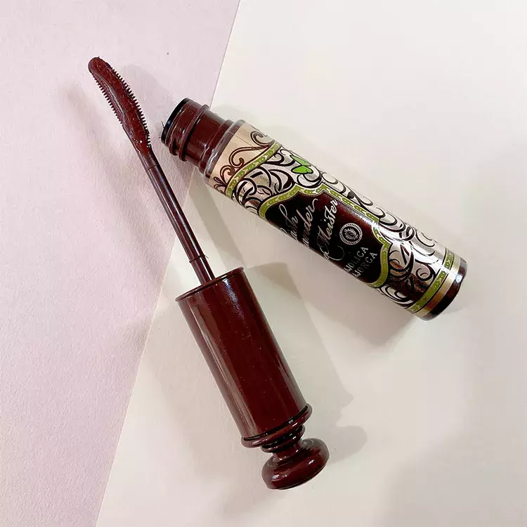 ブラシの形状で仕上がりが変わる マスカラブラシ 私に最適なのはどれ ローリエプレス