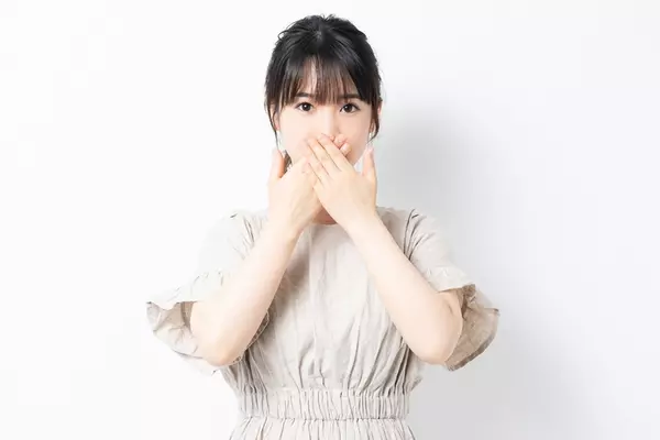 もうすぐ春 綺麗なデコルテでおしゃれを楽しもう ローリエプレス