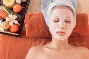 化粧水の使い方 付け方の基本を知る コットンと手どっち メリットは ローリエプレス