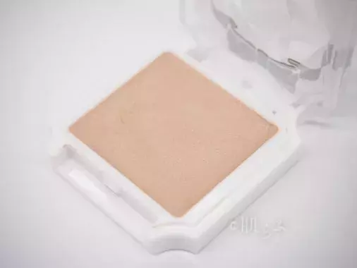 キャンメイクのハイライトが口コミで人気 パーソナルカラー別に全色レビュー ローリエプレス