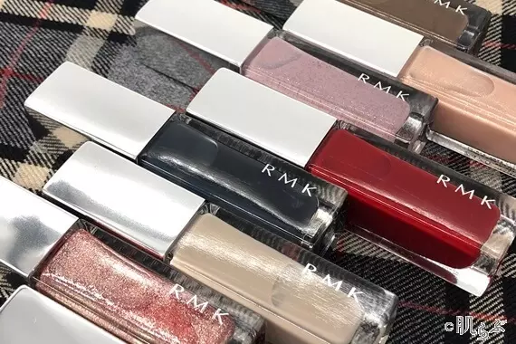 今年はどの色を楽しむ Rmkネイルポリッシュを全色レビュー ローリエプレス