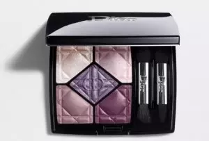 プロ監修 ビビッドウィンターさんにおすすめコスメ12選 ローリエプレス