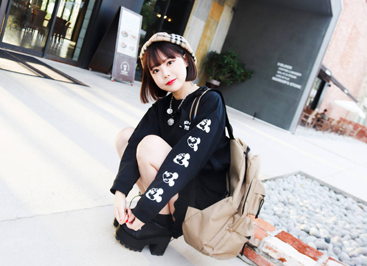 ホン ヨンギが教える ディズニーtを韓国らしく着こなすコツ ローリエプレス