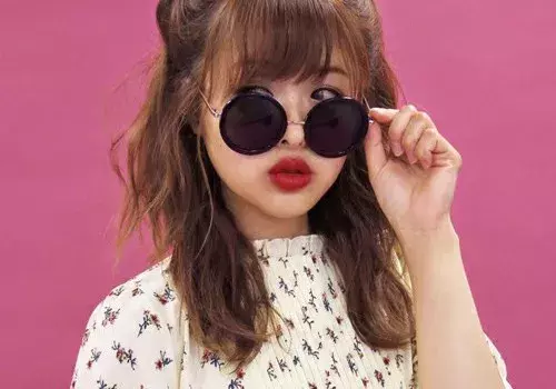 大人っぽくキメたいから おしゃれさんたちの真夏のサングラスstyle ローリエプレス