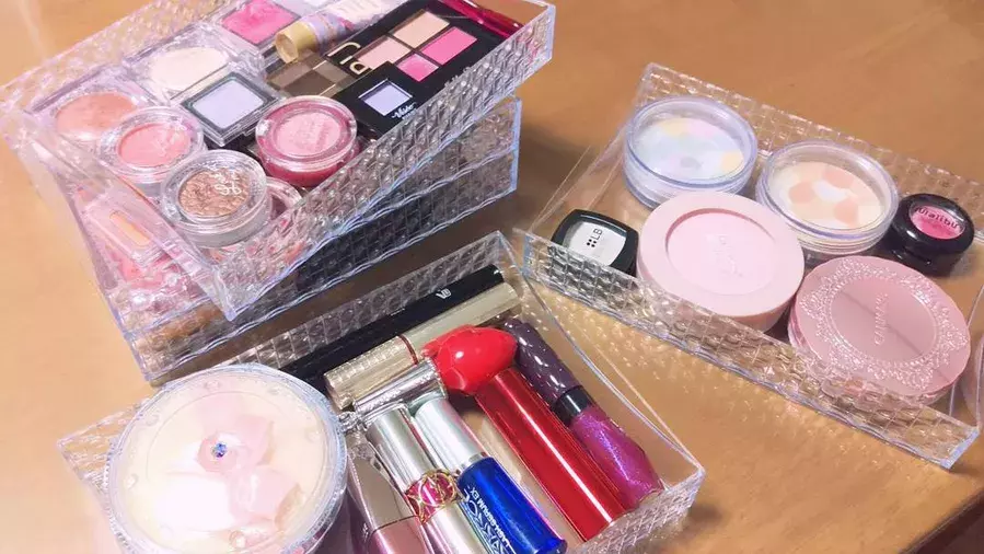 100均アイテムでも プチプラ簡単 みんなのコスメ収納に注目 ローリエプレス 100均アイテムでも プチプラ簡単 みんなのコスメ収納に注目 ローリエプレス
