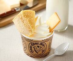 アイス、ケーキ、クッキーの欲張り仕立て！「東京ミルクチーズ工場」の贅沢サンデーに“ティラミス”が登場