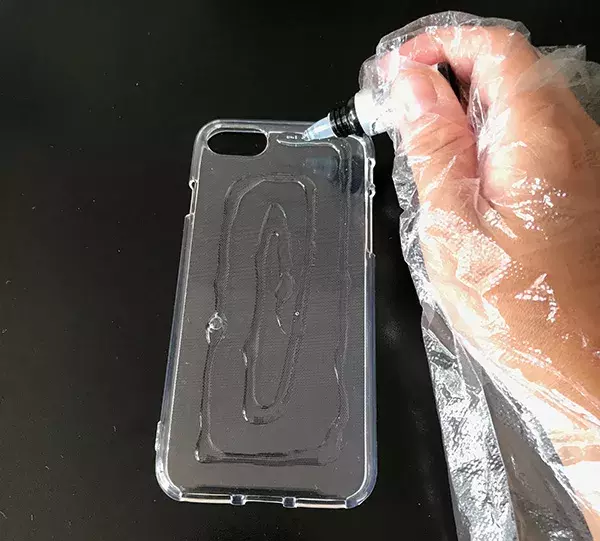 インスタで話題 本物のグミみたいな可愛いiphoneケースのdiy ローリエプレス