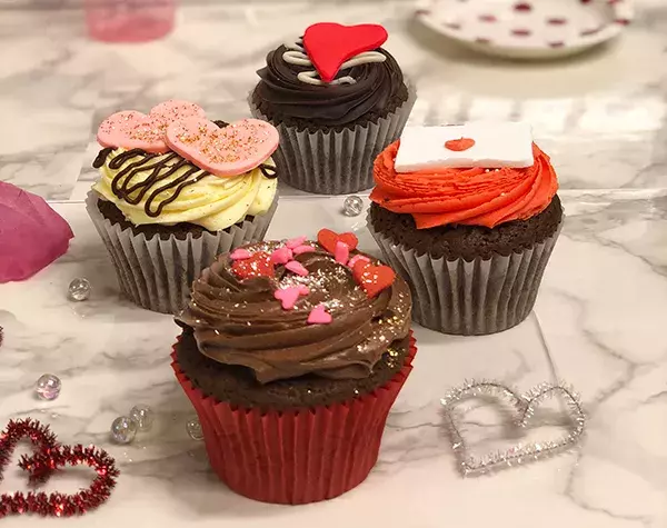 かわいさ100点 バレンタインにあげたいローラズカップケーキ ローリエプレス かわいさ100点 バレンタインにあげたいローラズカップケーキ ローリエプレス