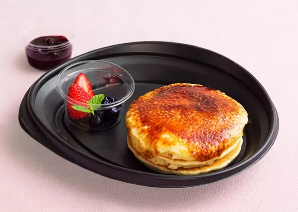 爽やかだけど濃厚 エッグスンシングス に期間限定メニュー クリームチーズのブリュレパンケーキ が登場 ローリエプレス