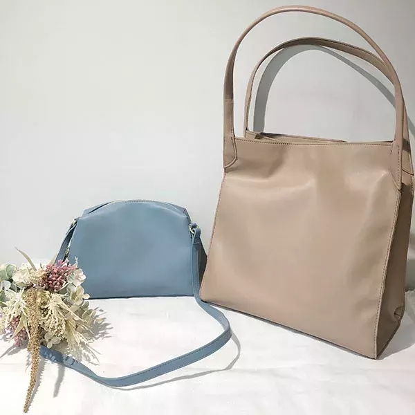 売り切れ前に買うべし 軽くて大容量入るguの ライト ソフトレザータッチバッグ がコスパ最強説です ローリエプレス