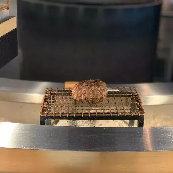 今年大注目の 挽肉と米 は もう行った 挽きたて 焼き立て のハンバーグを堪能した人はその味の虜に ローリエプレス
