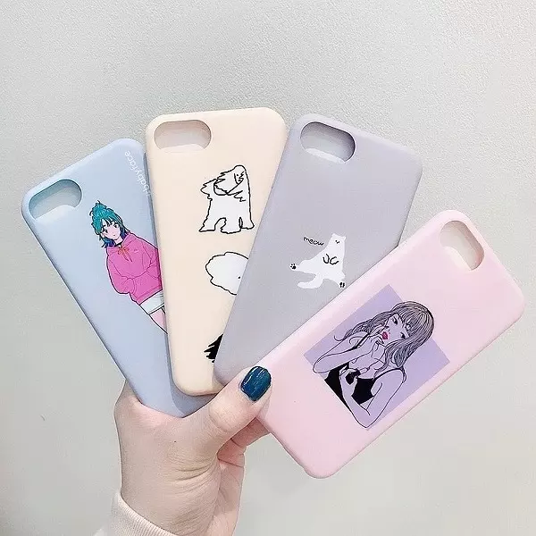 サンキューマートからかわいすぎるiphoneケースが登場 キュンとするカラー イラストが390円とは思えません ローリエプレス