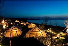 この夏、グランピングデビューするなら淡路島の「玉ねぎテント」に泊まるのはどう？空と海、地元食材を堪能して