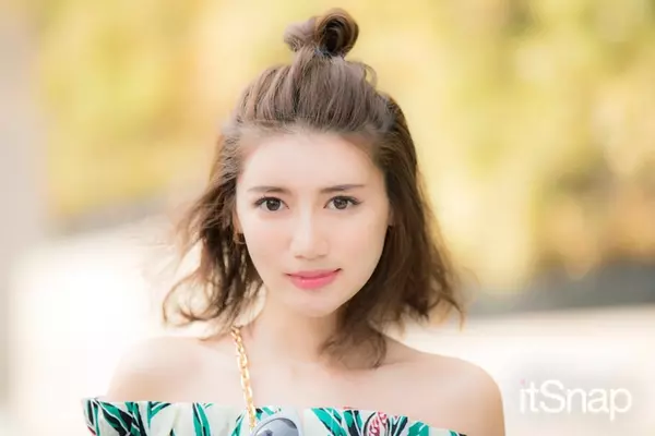 18年夏の髪型別アレンジ あなたの夏コーデに似合うヘアはこれ ローリエプレス