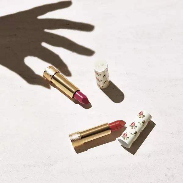 持ってるだけでドヤれる グッチ マークジェイコブス 日本未上陸2大ハイブランドコスメ ローリエプレス