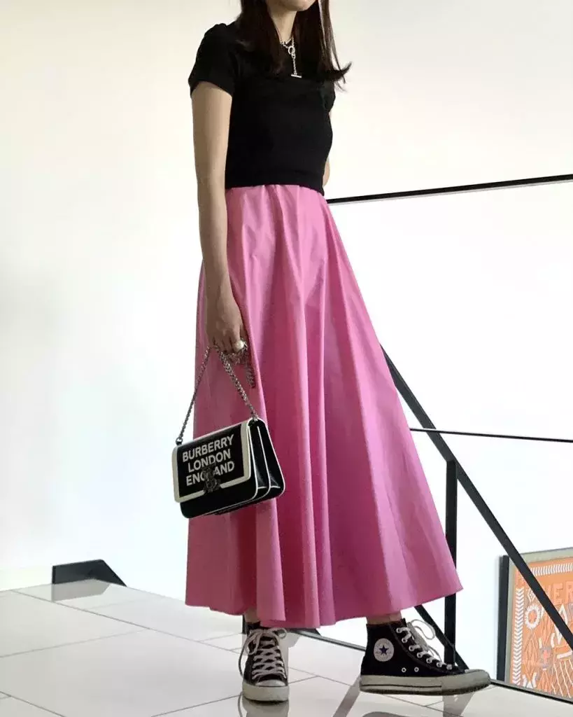 コンバース 夏でもハイカット 重く見えないスニーカーコーデ3選 ローリエプレス