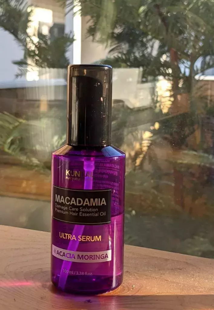 韓国コスメ 髪の毛用の化粧水 重くならないヘアオイル ローリエプレス