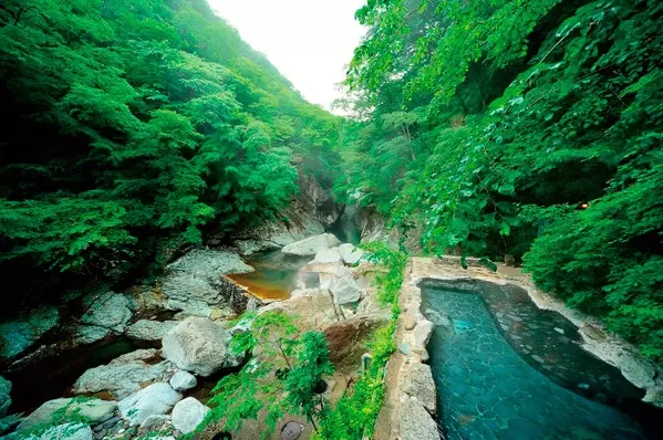 関東近郊 絶景スギるおすすめ日帰り温泉33選 露天風呂からの景色が最高 ローリエプレス