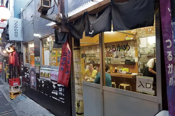 新宿西口 思い出横丁 ではしご酒 おすすめ4店を酒場案内人が飲み歩いた 東京 ローリエプレス