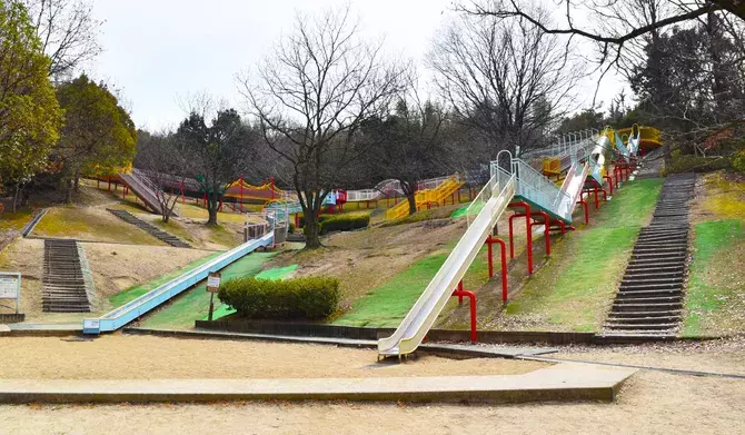 大阪 子どもが喜ぶ公園おすすめ17選 遊具に動物ふれあいなど遊び場たくさん ローリエプレス