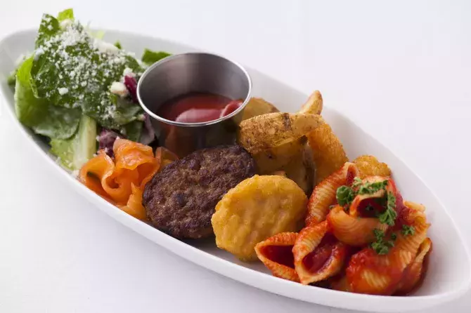 池袋駅近 子連れランチにおすすめの店5選 個室や座敷 ソファ席も ローリエプレス 池袋駅近 子連れランチにおすすめの店5選 個室や座敷 ソファ席も ローリエプレス