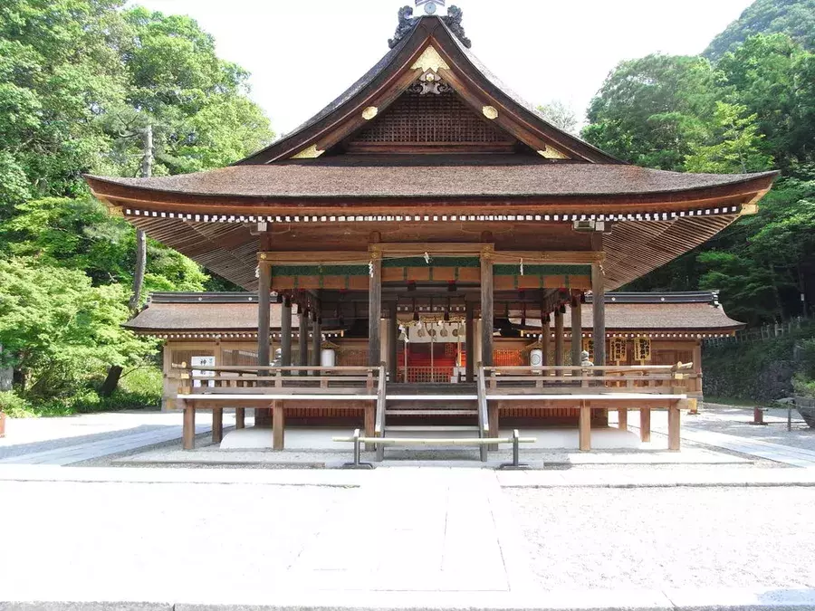 京都 縁結びにおすすめの神社 パワースポット10選 恋愛成就 良縁を祈願 ローリエプレス