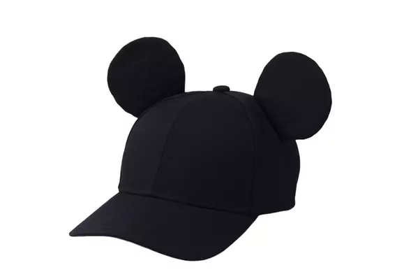 ディズニーにリンクコーデで行こう スマイル いっぱいの新グッズ登場 東京ディズニーリゾート R ローリエプレス