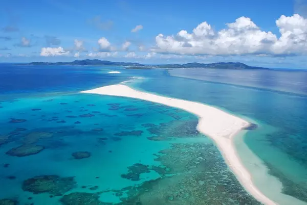 沖縄 久米島で行くべき癒しの観光スポット グルメ16選 ツウが教える絶景など ローリエプレス