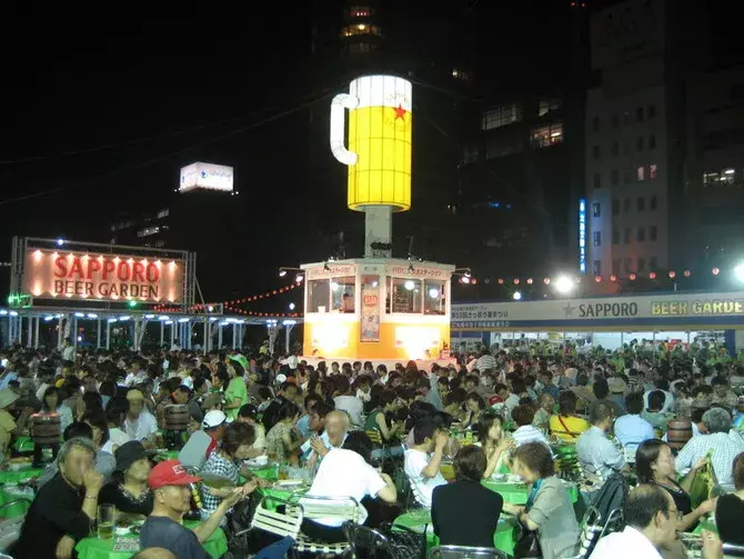 2019 札幌 すすきのビアガーデンまとめ 定番のさっぽろ大通ビアガーデンも ローリエプレス