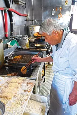 関東近郊の激うま ご当地グルメ 38選 19年注目の新メニューや名物料理も ローリエプレス