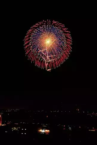 一度は観たい 日本三大花火大会 大曲 土浦 長岡まつり開催情報 19 ローリエプレス