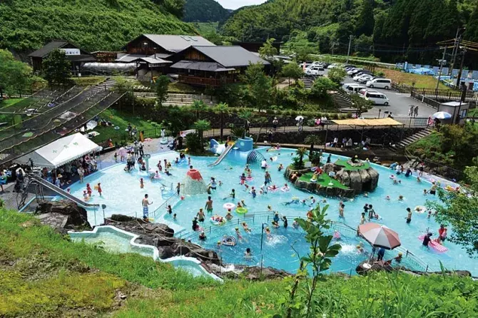 九州 プール 水遊びスポット57選 日帰りで遊べる定番から穴場まで 19 ローリエプレス 九州 プール 水遊びスポット57選 日帰りで遊べる定番から穴場まで 19 ローリエプレス