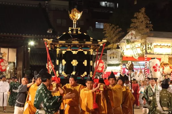 19年 大阪天神祭 日程や見どころ 楽しみ方ガイド 花火の穴場や周辺グルメも ローリエプレス