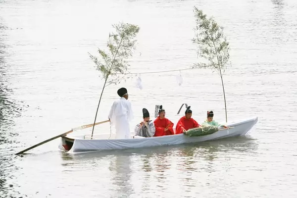 19年 大阪天神祭 日程や見どころ 楽しみ方ガイド 花火の穴場や周辺グルメも ローリエプレス