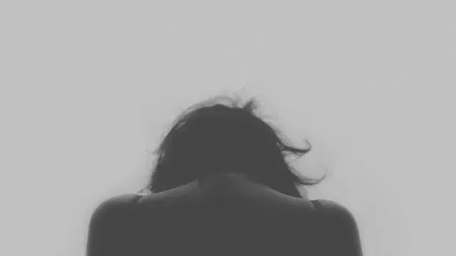 彼氏と距離を置くとは 男女別の理由や効果 ベストな期間を解説 ローリエプレス