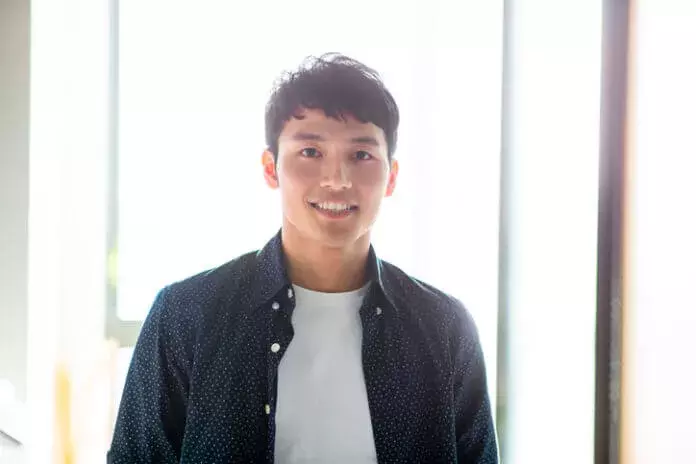 誰にでも優しい男性が 本命女性だけに見せる行動 4つ ローリエプレス