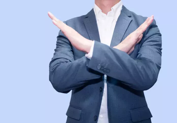 追いかけても無駄だった 男性が見せる脈なし態度7つ ローリエプレス 追いかけても無駄だった 男性が見せる脈なし態度7つ ローリエプレス