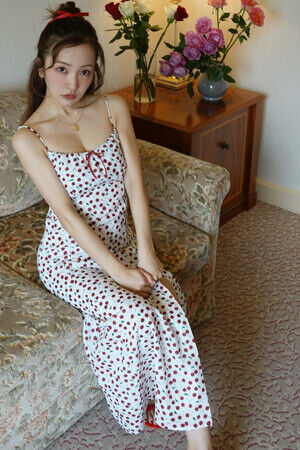 板野友美が2024年の自身の誕生日に向けて、「今、自身が１番着たいドレス」を想いを込めてデザイン。毎年人気の【ROSY Birthday Dress 2024】の新作を発表。の18枚目の画像