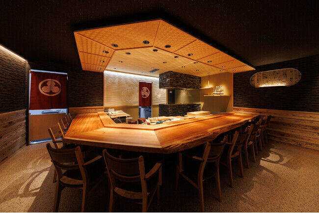 動画総再生数3,200万回越え、SNSで話題の寿司職人が大将に就任！ 高級鮨の味わいをリーズナブルな価格で提供する「鮨 華林」が5月23日に東京・両国にオープンの8枚目の画像
